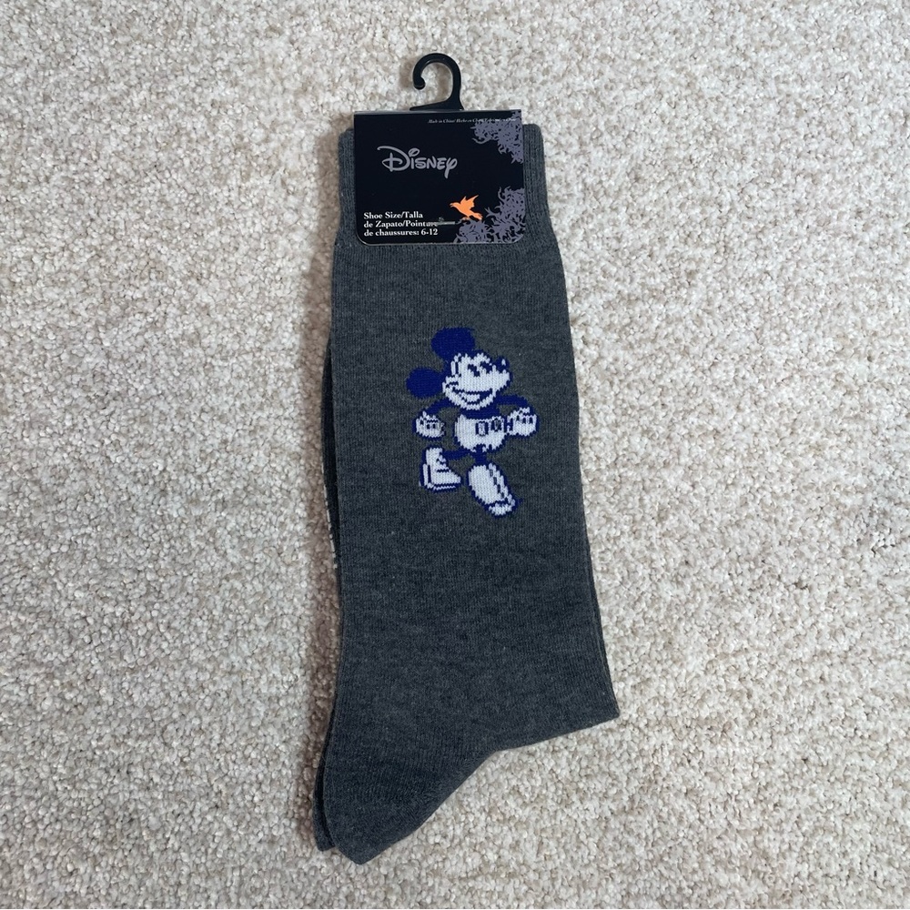 New Disney Mickey Mouse Adult Crew Socks Gray Size 6-12 NWT